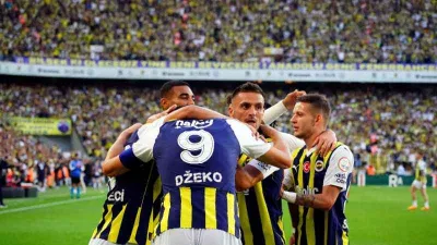 Fenerbahçe, Süper Lig'de 4'te 4 ile devam ediyor