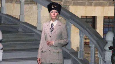 Adana’da “Atatürk ve Cumhuriyet” temalı defile