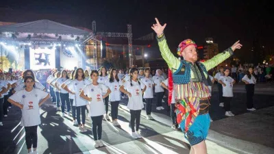 Cumhuriyet Bayramı Seyhan'da coşkuyla kutlanıyor