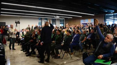 Kocaelispor yönetimi ibra edildi