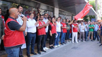 Karşıyaka Belediyesinde maaş krizi sürüyor