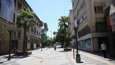 Sıcak hava, Mersin'de şehir merkezini boşalttı