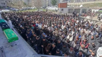 Kazada ölen baba oğul Yusuf Genç ve Hüseyin Genç birlikte son yolculuğuna uğurlandı