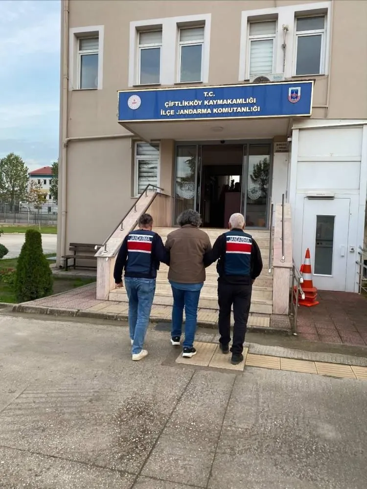 9 şehirde FETÖ'ye operasyon: 20 şüpheli yakalandı